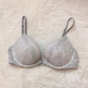Victoria’s Secret very sexy push up bra 32C